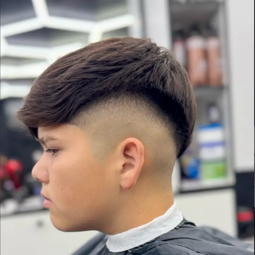 Trabajo de barbería de referencia: crop texturizado.